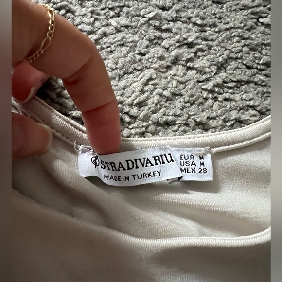 Creme bodysuit - Picture 3 of 3